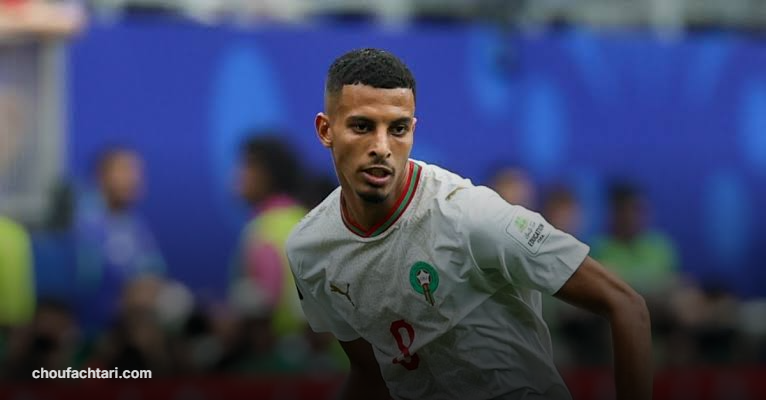لاعب مغربي يحتفل بعد أداء حاسم في كأس العالم
