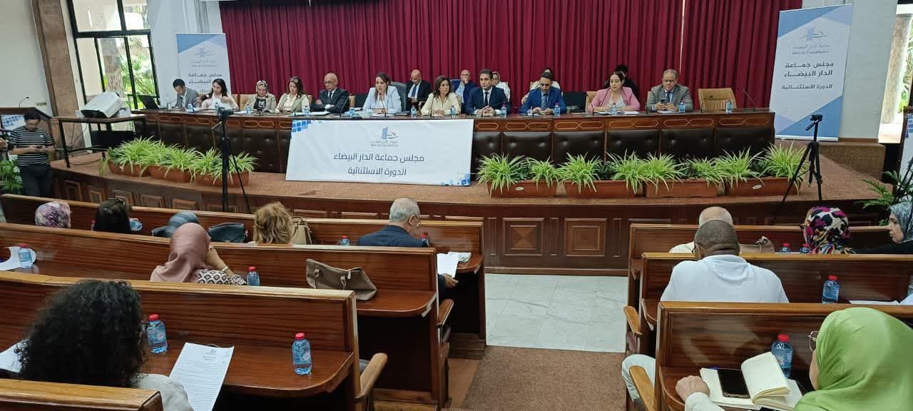 رغم انطلاق العقود الجديدة.. اضطرابات في جمع النفايات تُربك عدداً من مقاطعات الدار البيضاء